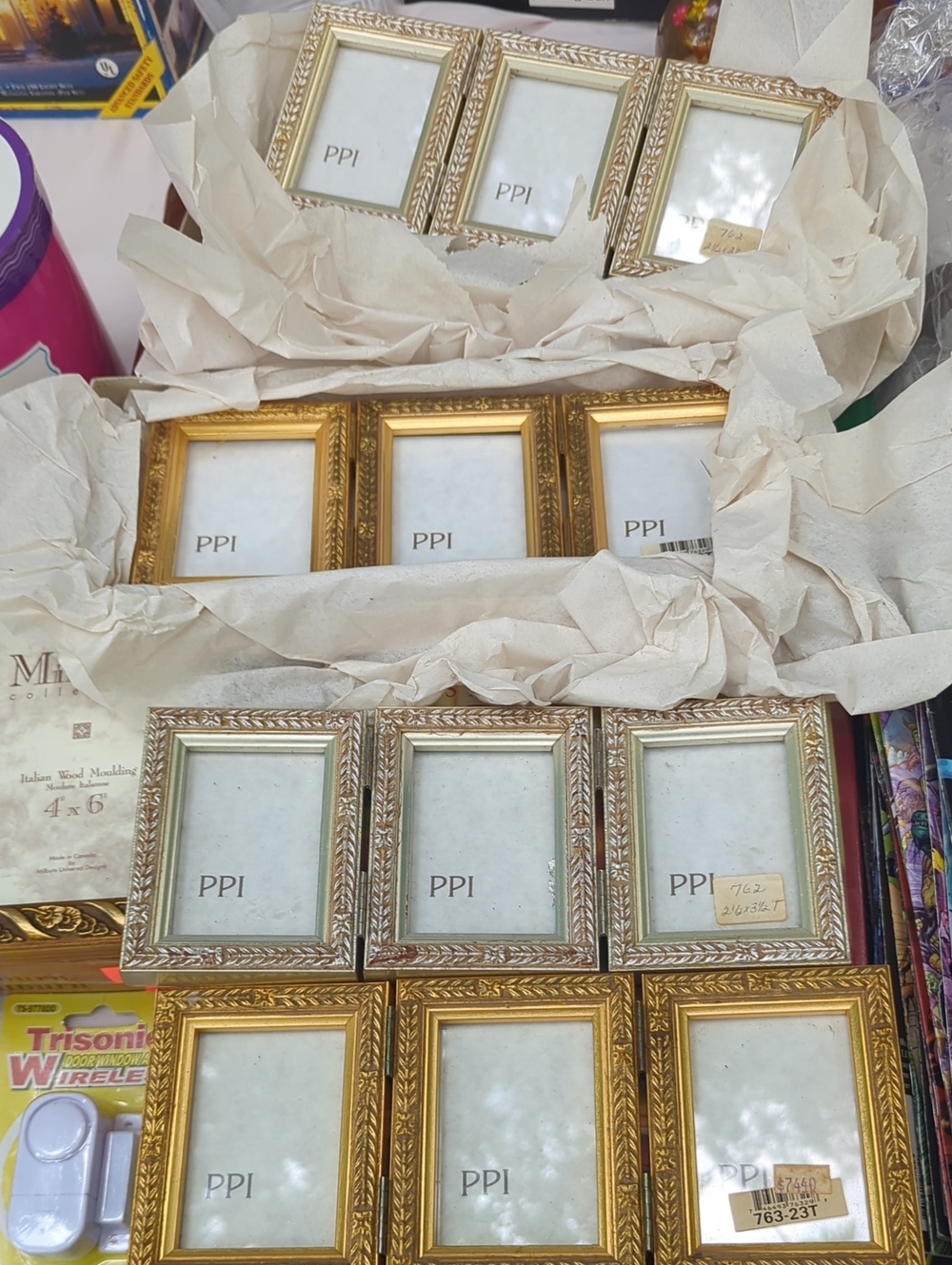 Gold Ornate Small Photo Frame - Classic Decorative Accent